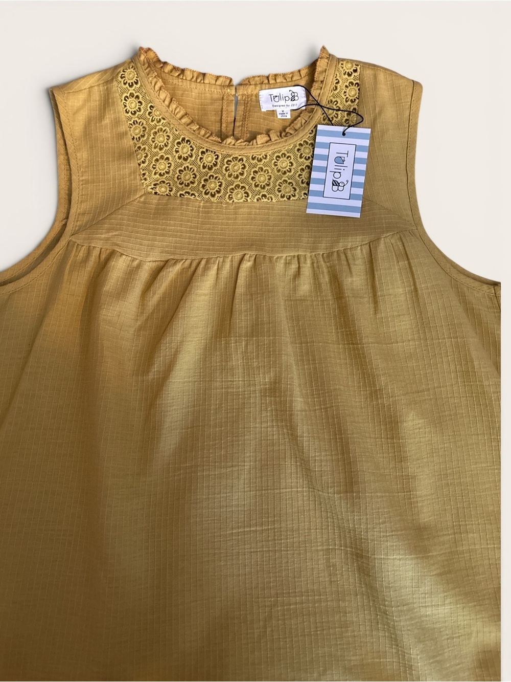 Tulip Floral Yoke Sleeveless Camisole - Yellow - Picture 3 of 4